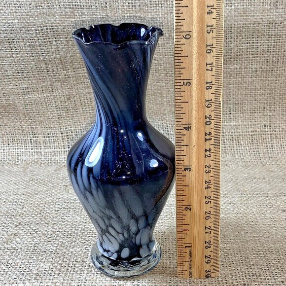 6" Black Glass Bud Vase With White Splatter Swirl Tall FLAW - Picture 6 of 8